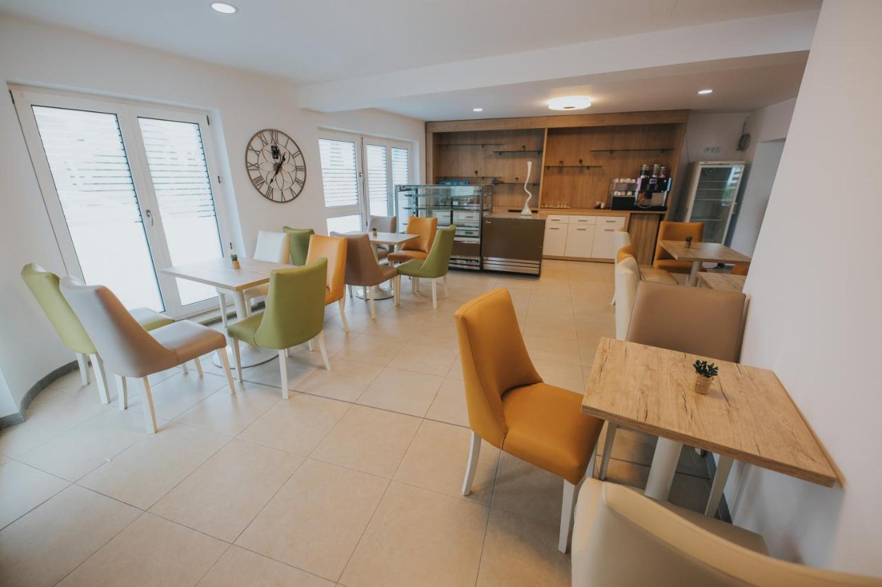 Endlich Zuhause Hotel Nagyszeben Kültér fotó
