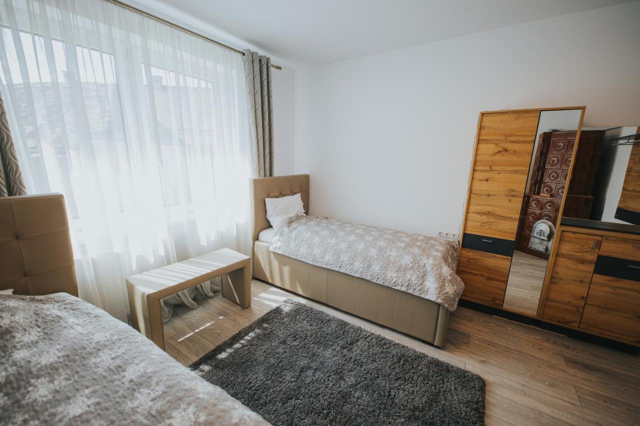 Endlich Zuhause Hotel Nagyszeben Kültér fotó