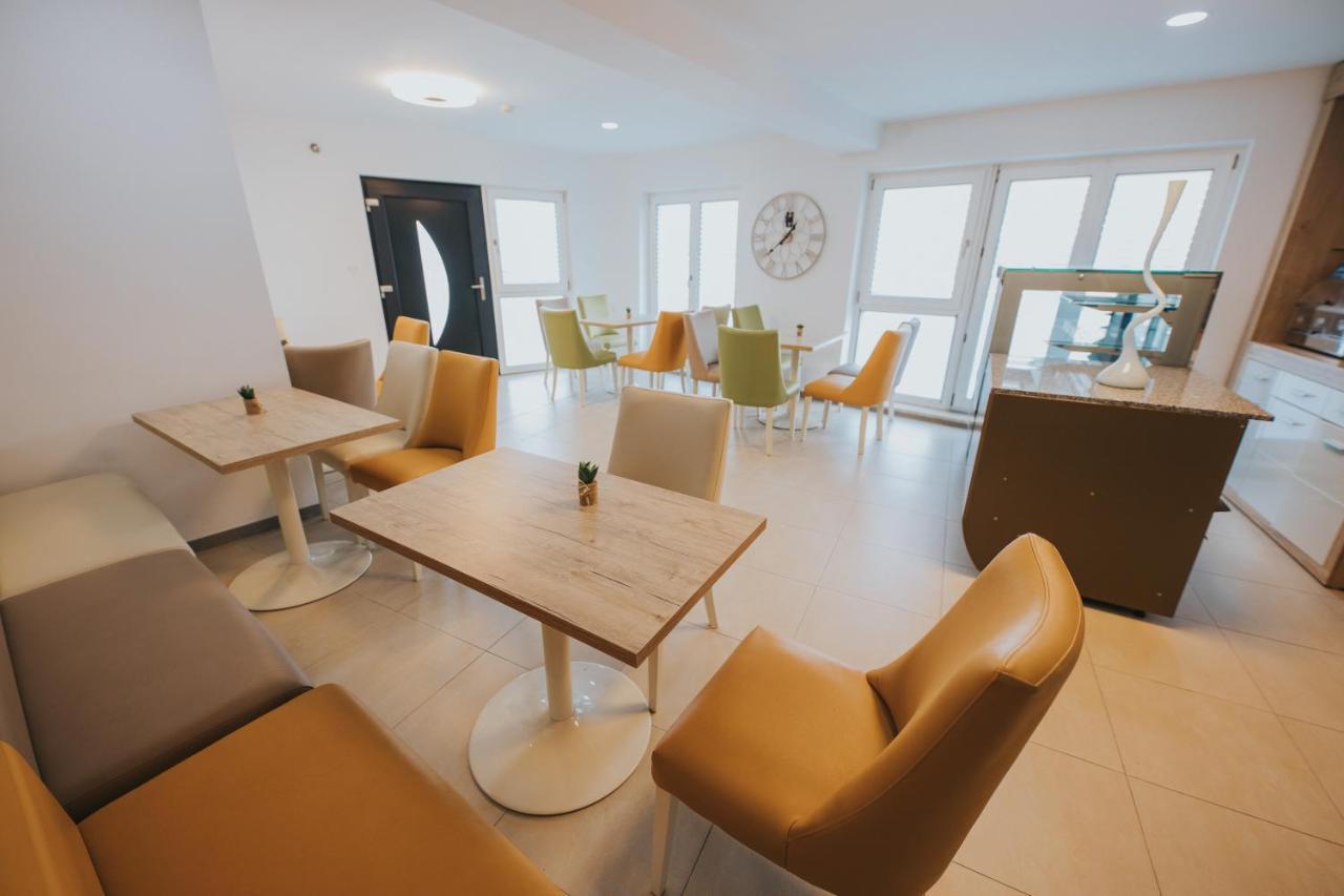 Endlich Zuhause Hotel Nagyszeben Kültér fotó