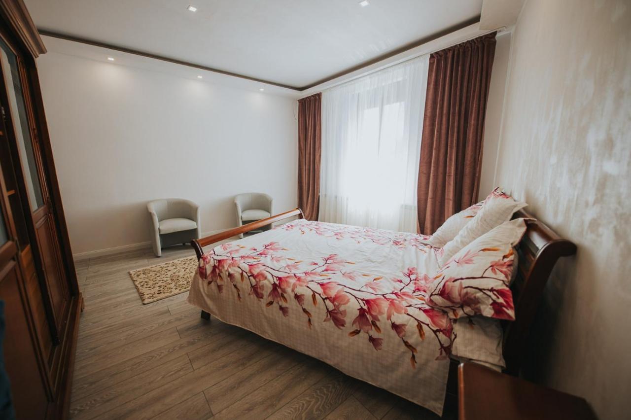 Endlich Zuhause Hotel Nagyszeben Kültér fotó